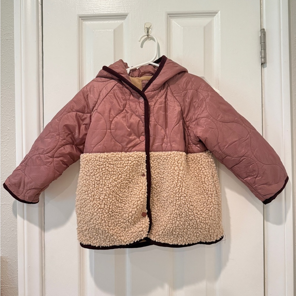 EUC Zara Kids Minnie Mouse Disney Fleece Quilted Jacket with Hood, Size 3-4 Yrs - Picture 2 of 5